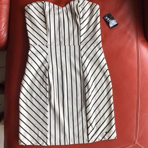 Bundle 3/$20 to save: Striped Strapless fitted dress